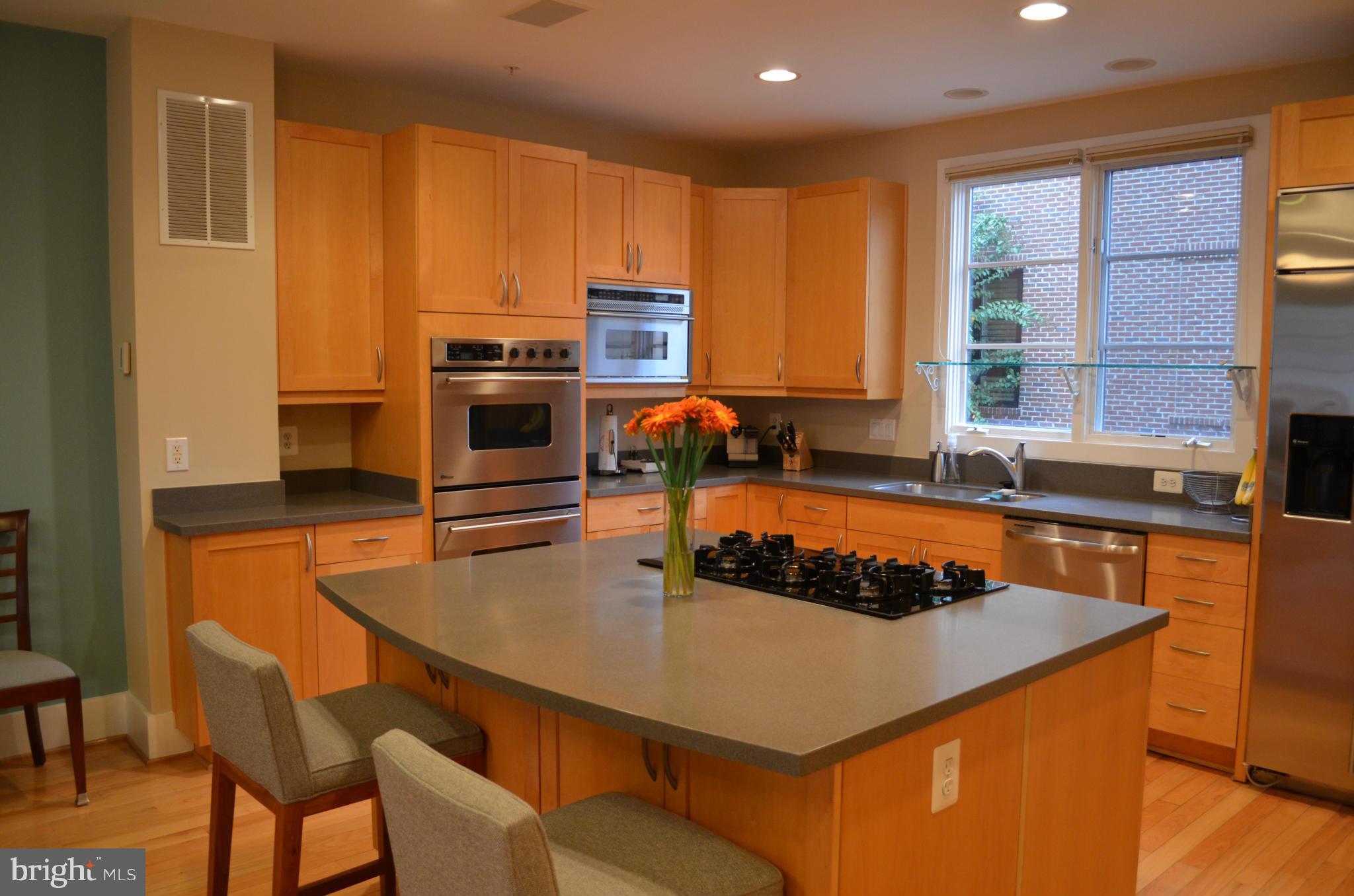 BRADDOCK LOFTS - Residential Lease