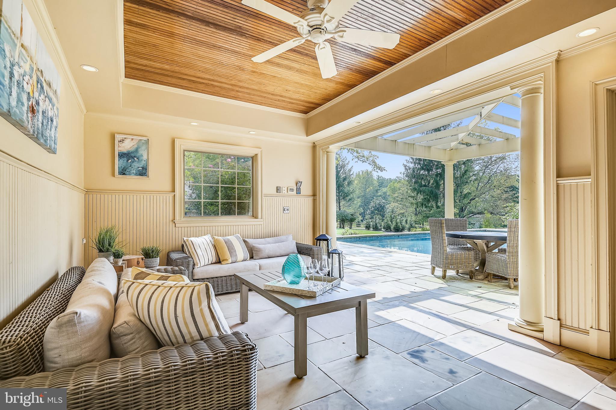 RUXTON - Residential