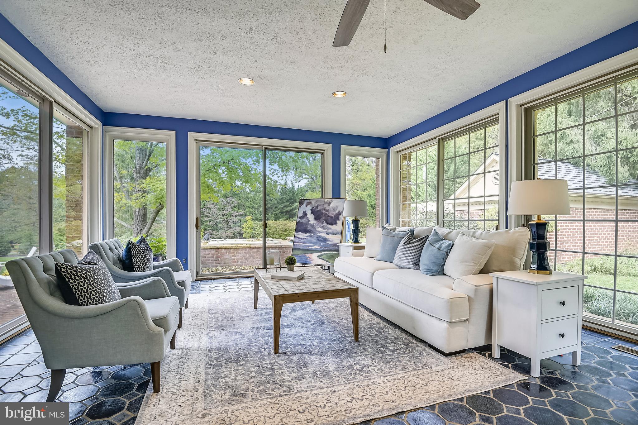 RUXTON - Residential