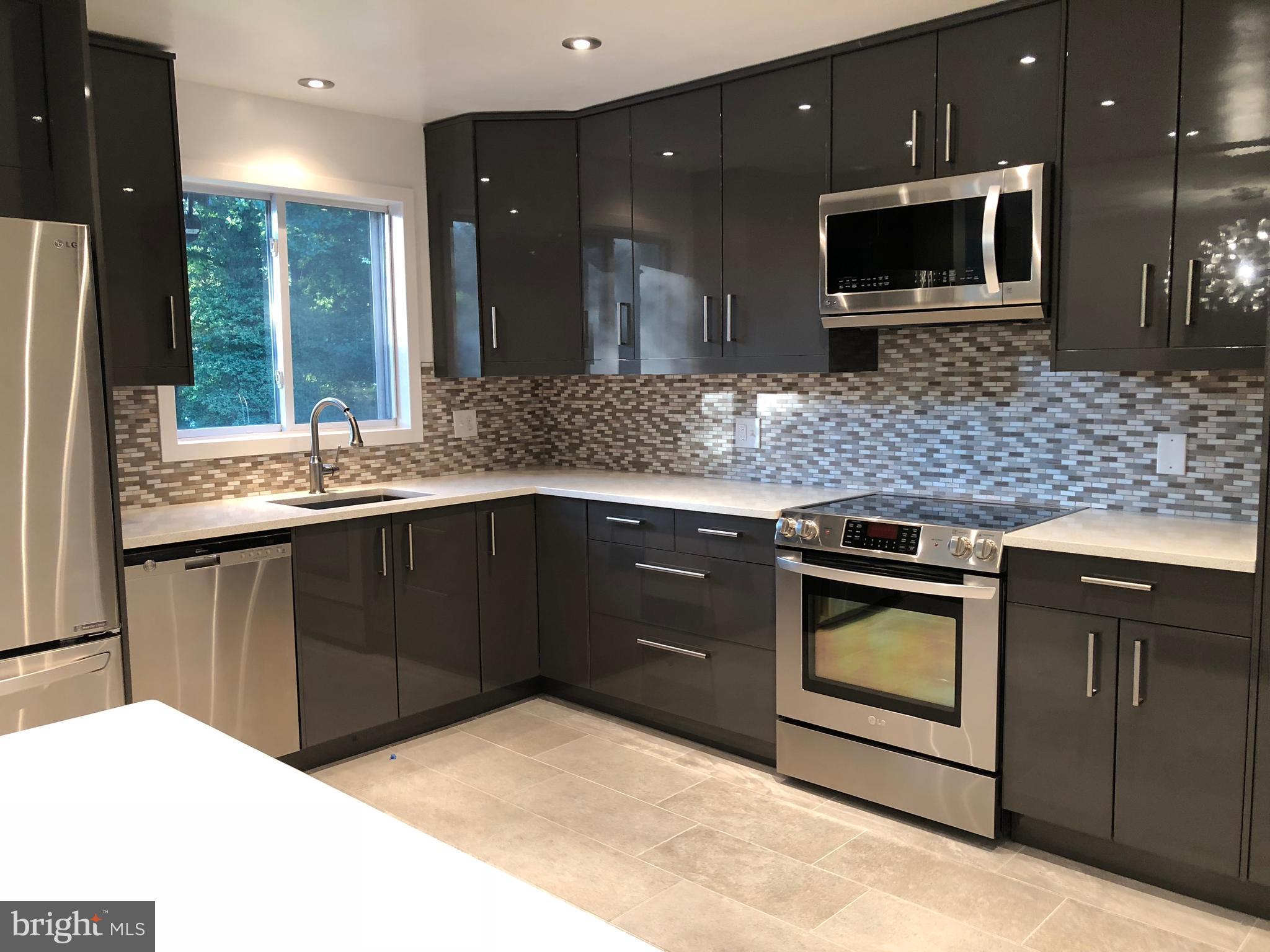 LEE HEIGHTS - Residential Lease