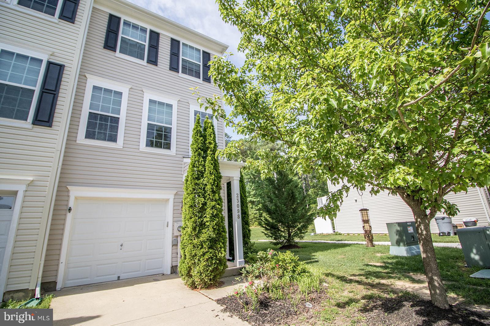 MAGNOLIA PARK AT WILDEWOOD - Residential