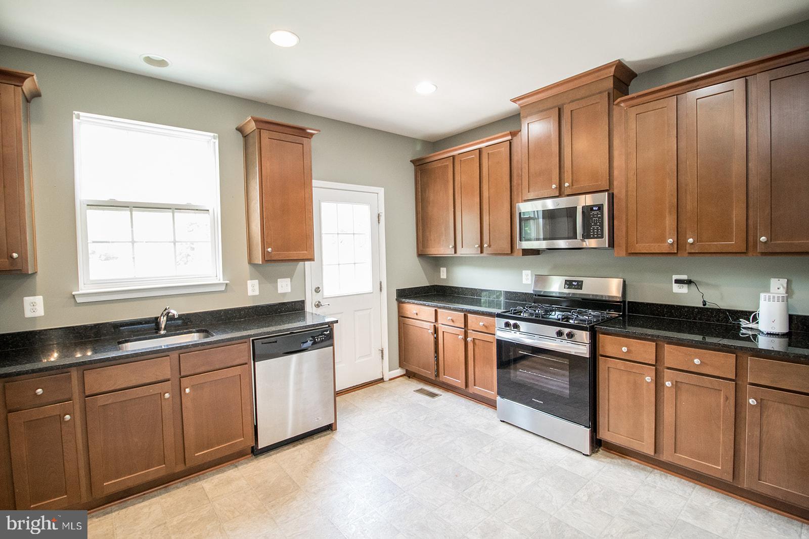 MAGNOLIA PARK AT WILDEWOOD - Residential