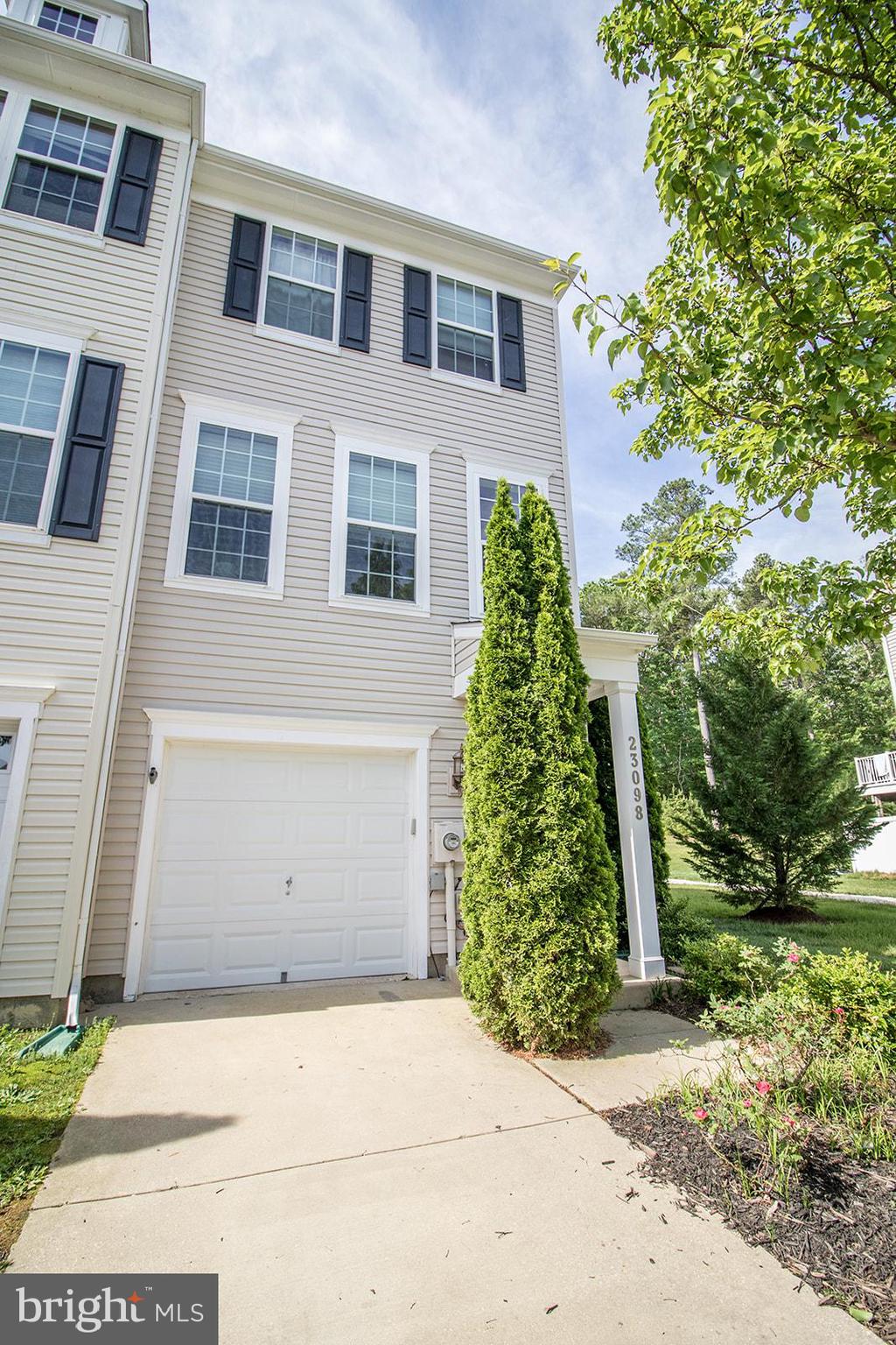 MAGNOLIA PARK AT WILDEWOOD - Residential