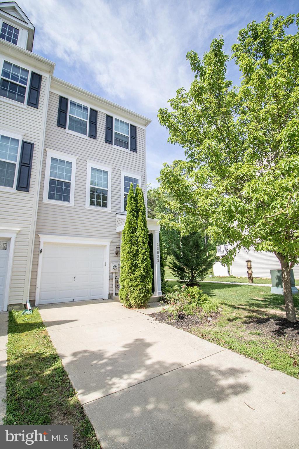 MAGNOLIA PARK AT WILDEWOOD - Residential