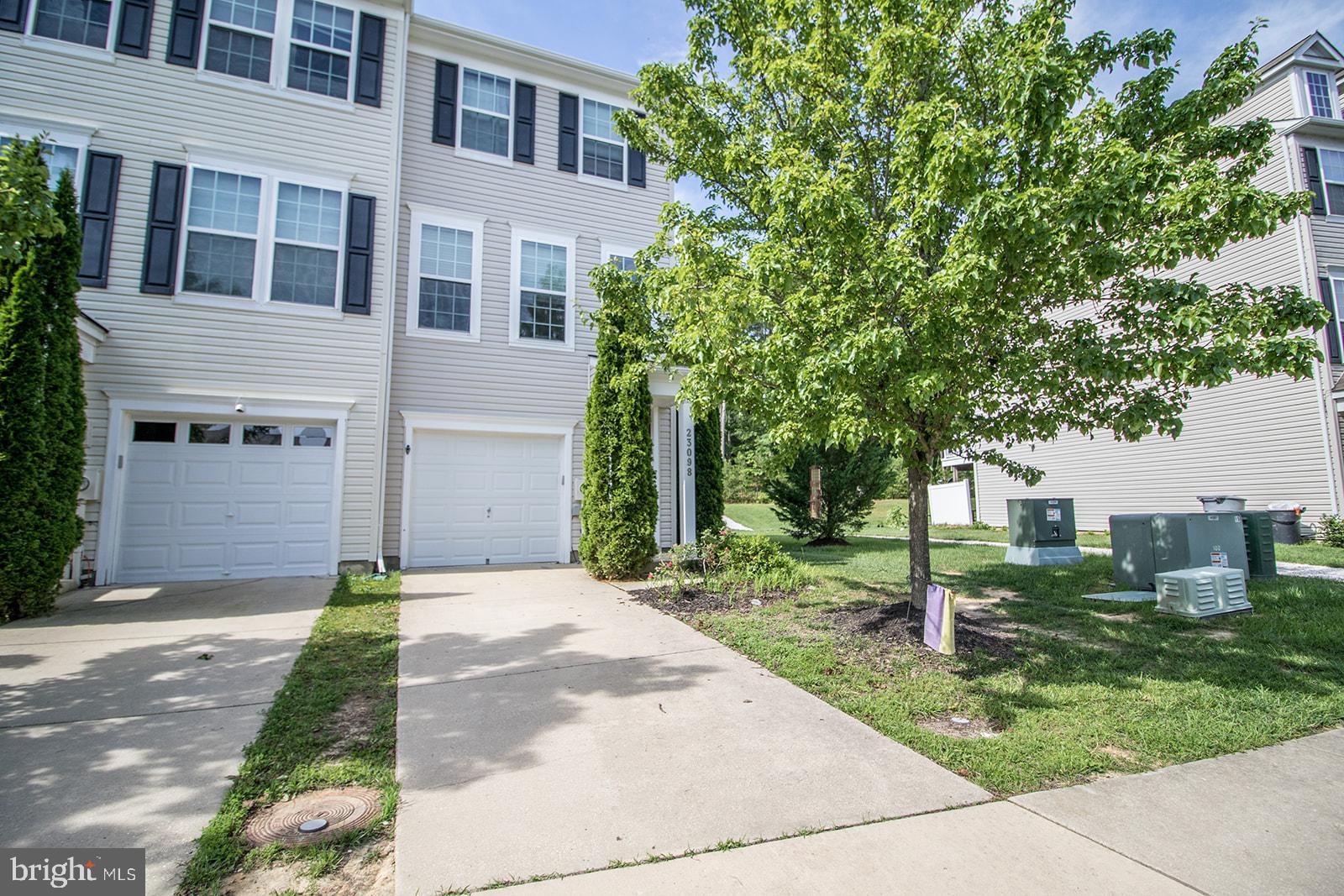 MAGNOLIA PARK AT WILDEWOOD - Residential