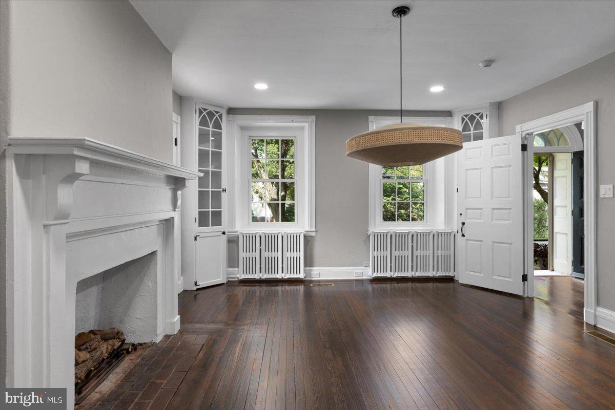 SPRINGHOUSE FARM - Residential