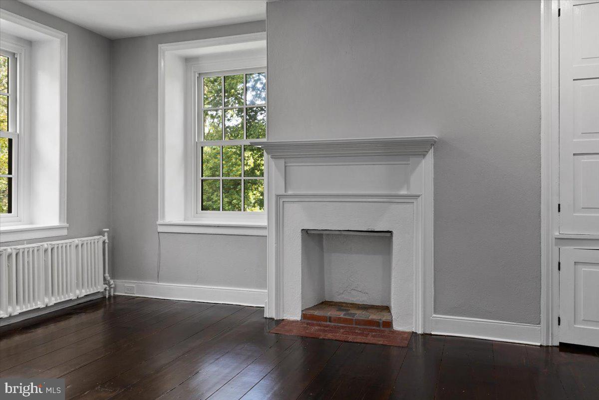 SPRINGHOUSE FARM - Residential