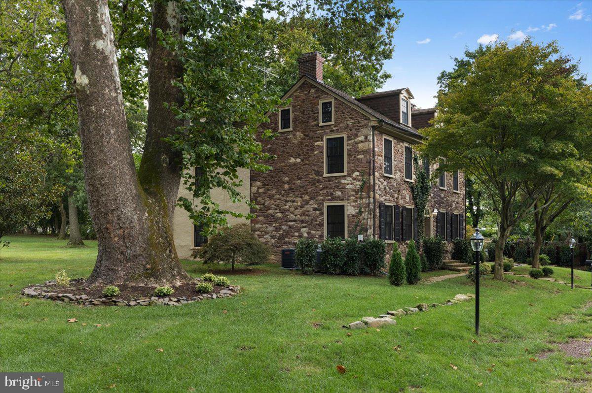 SPRINGHOUSE FARM - Residential