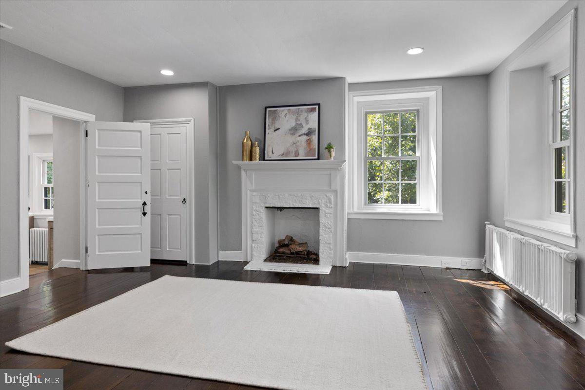 SPRINGHOUSE FARM - Residential