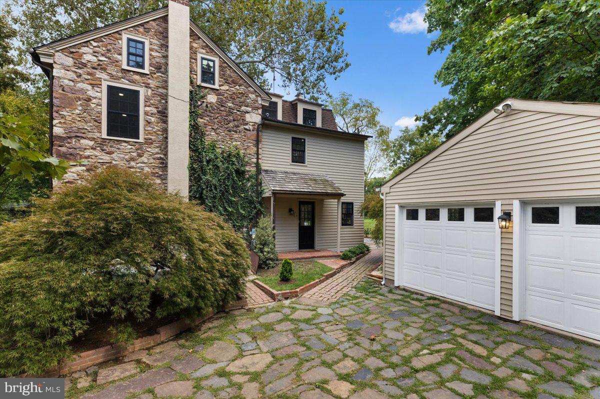 SPRINGHOUSE FARM - Residential