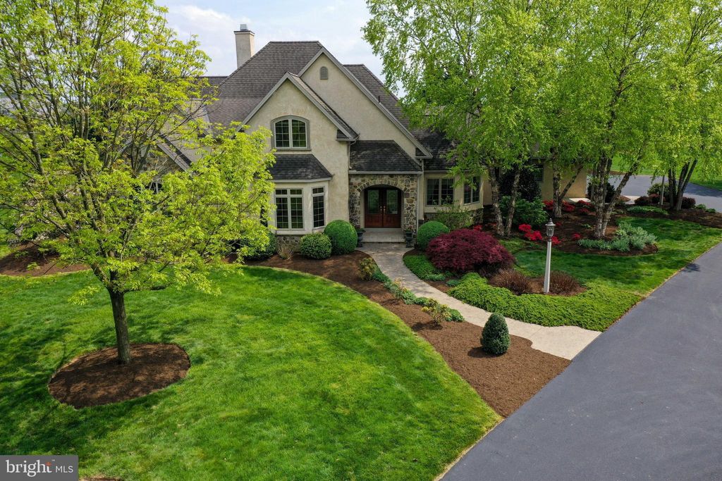 Photo of 577 W Sunhill Road, Manheim, PA 17545 (MLS # PALA2033812)