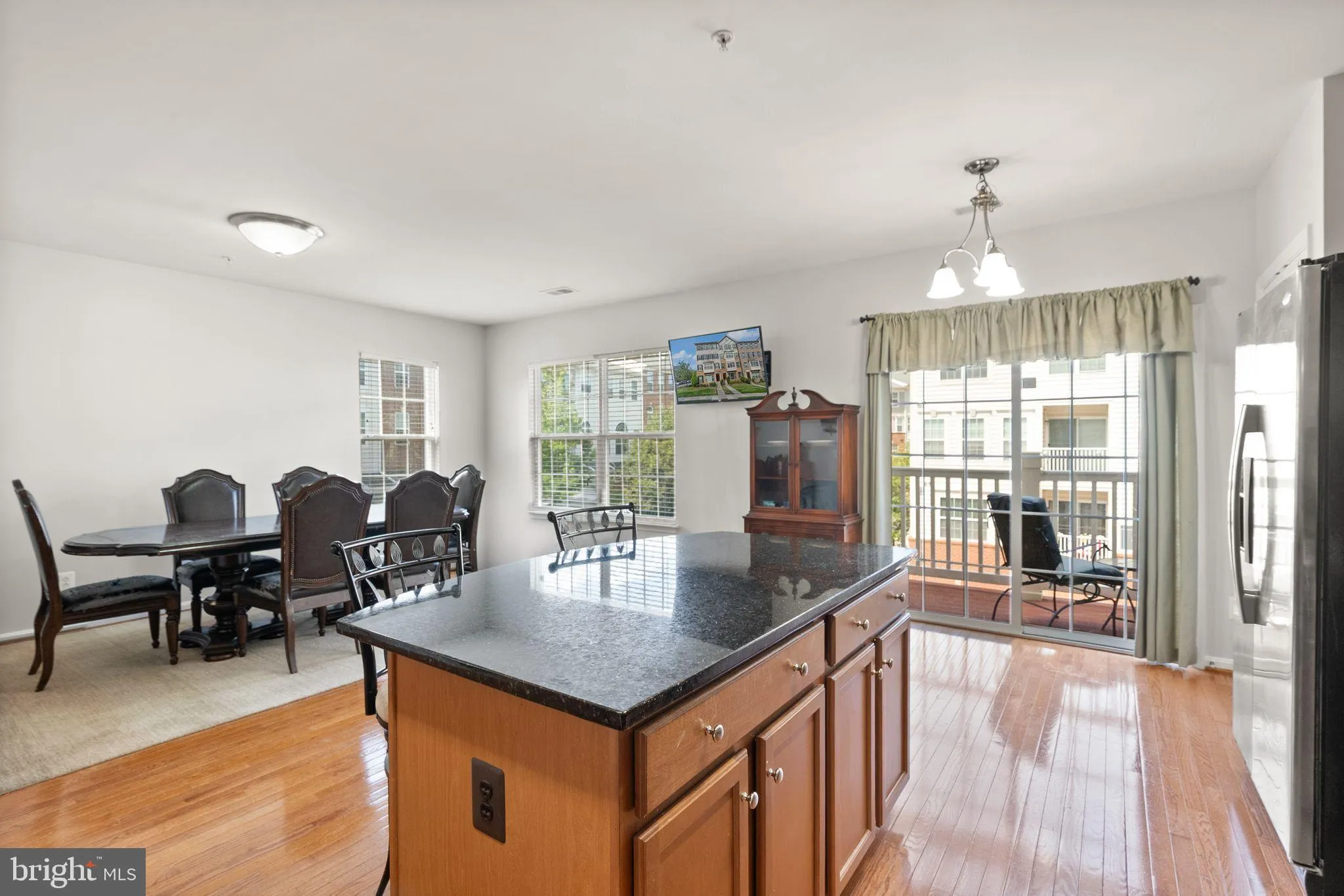 Haymarket, Virginia 20169, United States, 3 Bedrooms Bedrooms, ,3 BathroomsBathrooms,Residential,Active,202093