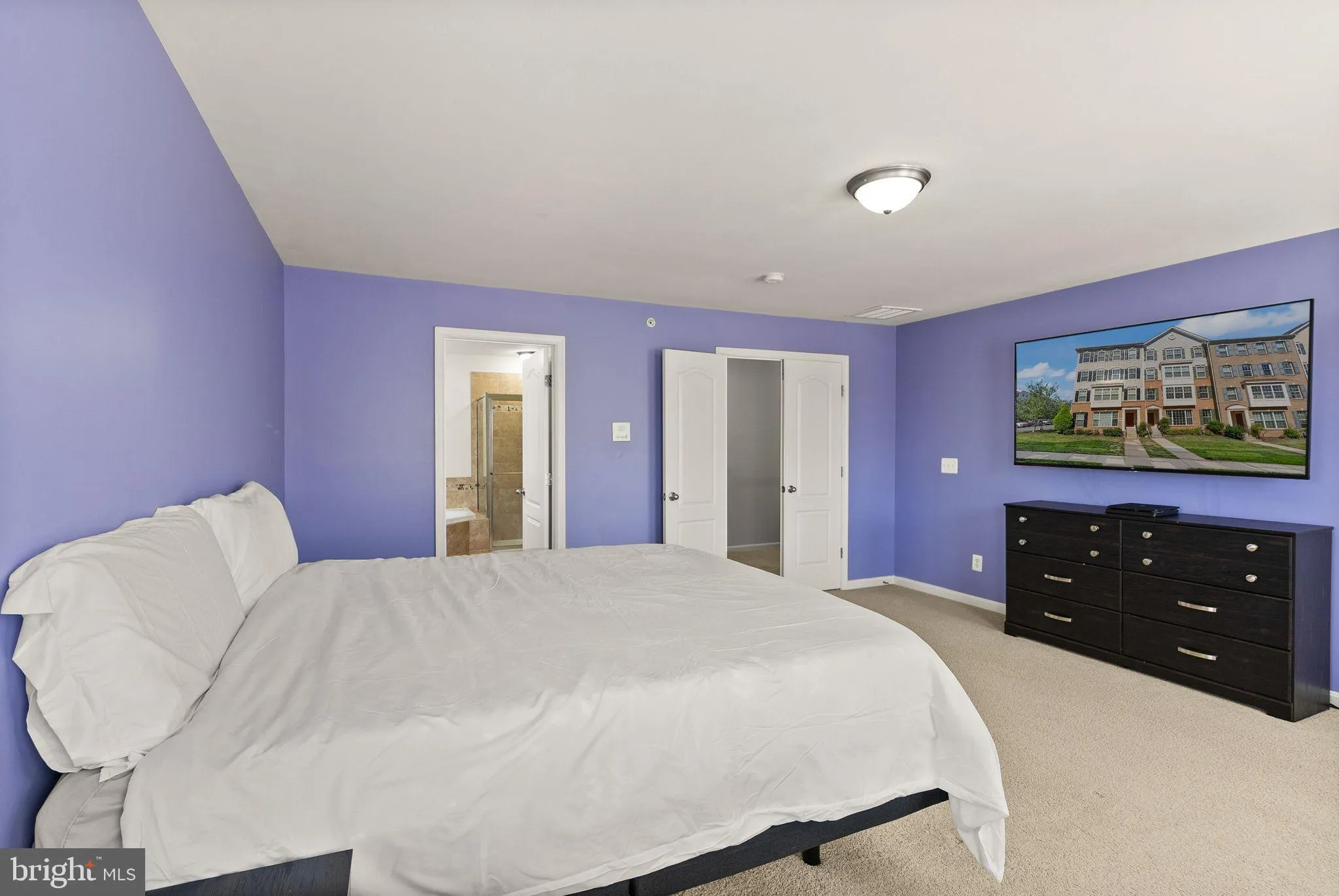 Haymarket, Virginia 20169, United States, 3 Bedrooms Bedrooms, ,3 BathroomsBathrooms,Residential,Active,202093