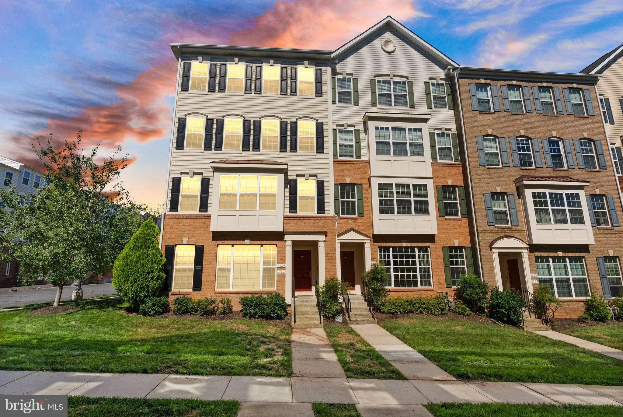 Haymarket, Virginia 20169, United States, 3 Bedrooms Bedrooms, ,3 BathroomsBathrooms,Residential,Active,202093