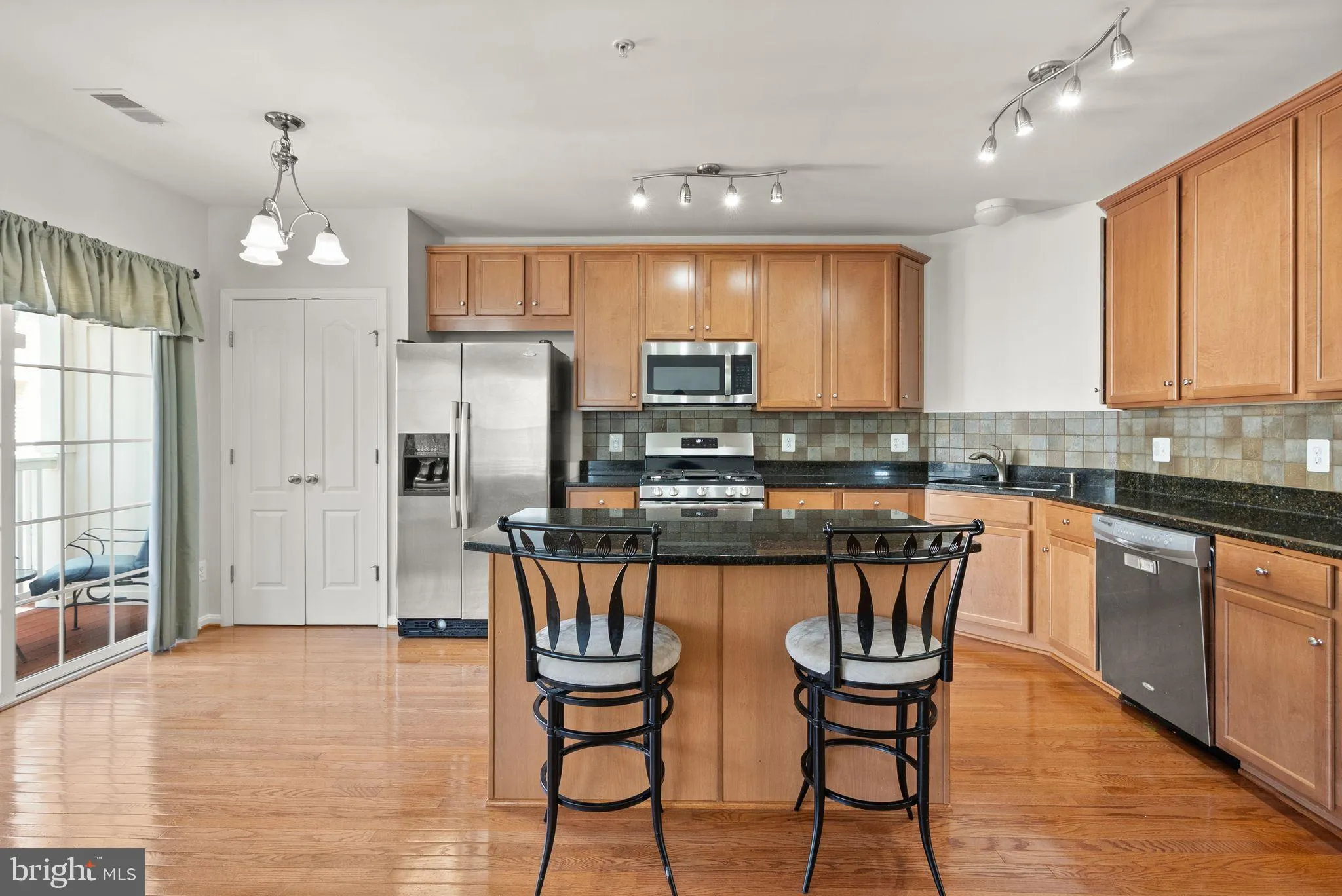 Haymarket, Virginia 20169, United States, 3 Bedrooms Bedrooms, ,3 BathroomsBathrooms,Residential,Active,202093