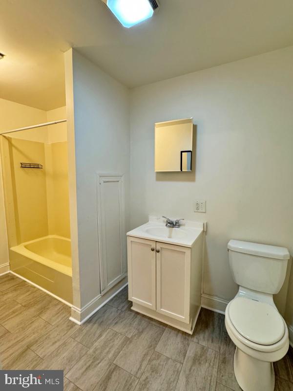 DOWNTOWN YORK - Residential Lease