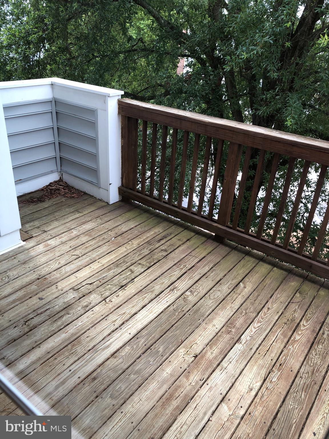 BARRINGTON POINTE - Residential Lease