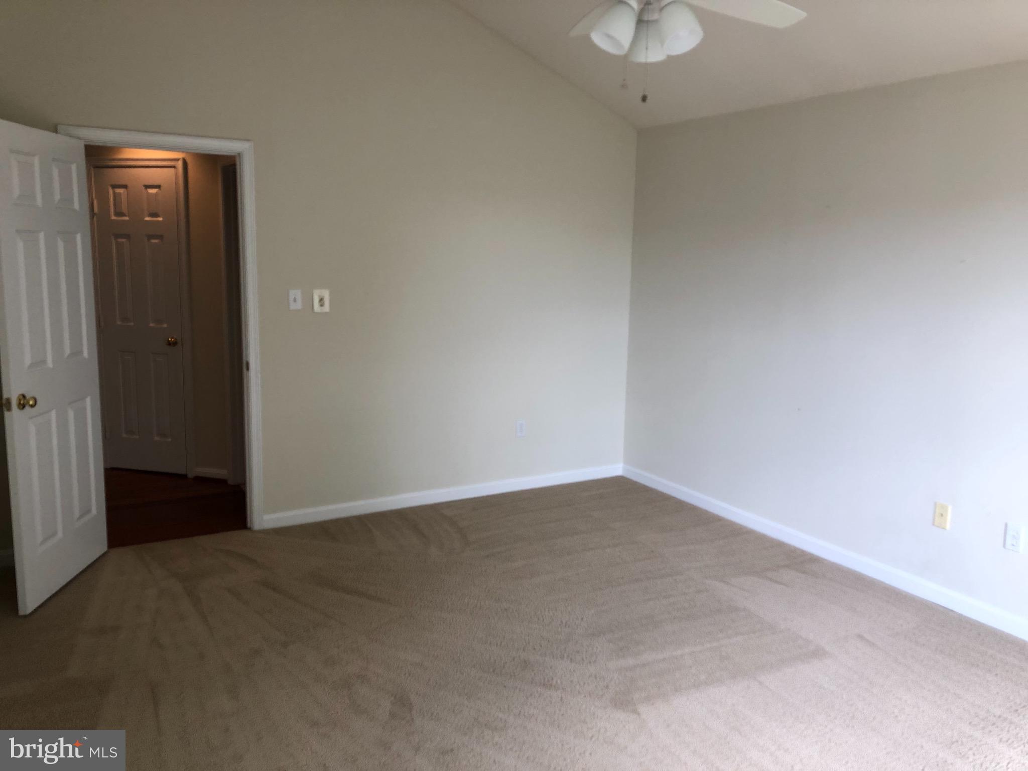 BARRINGTON POINTE - Residential Lease