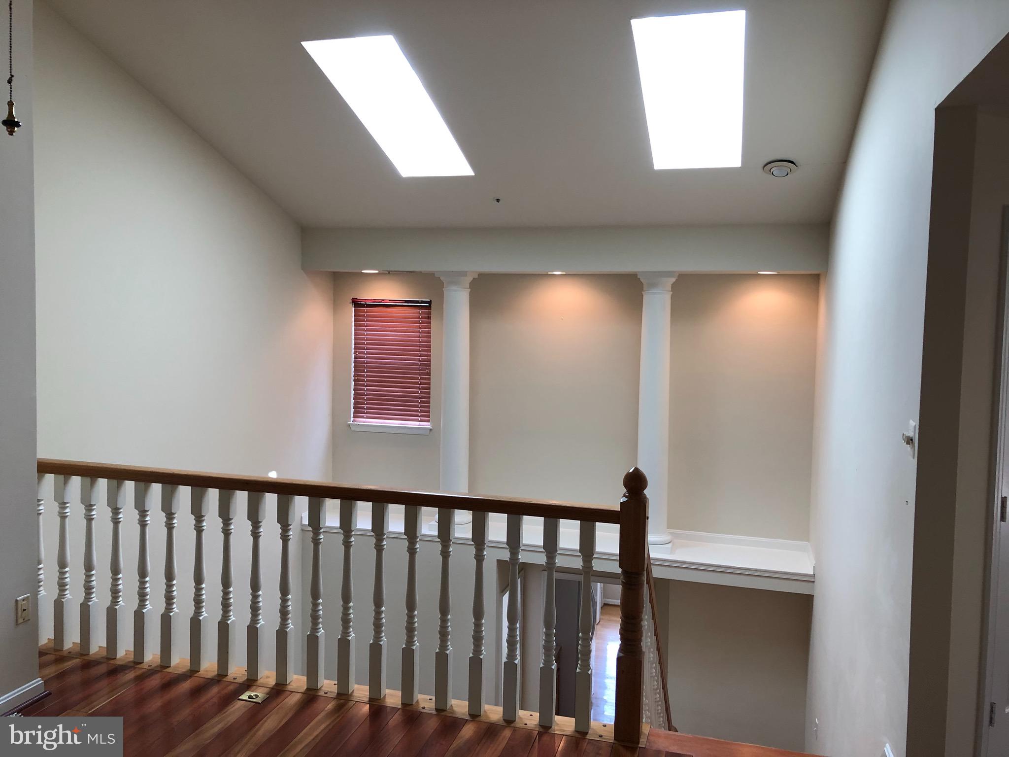 BARRINGTON POINTE - Residential Lease