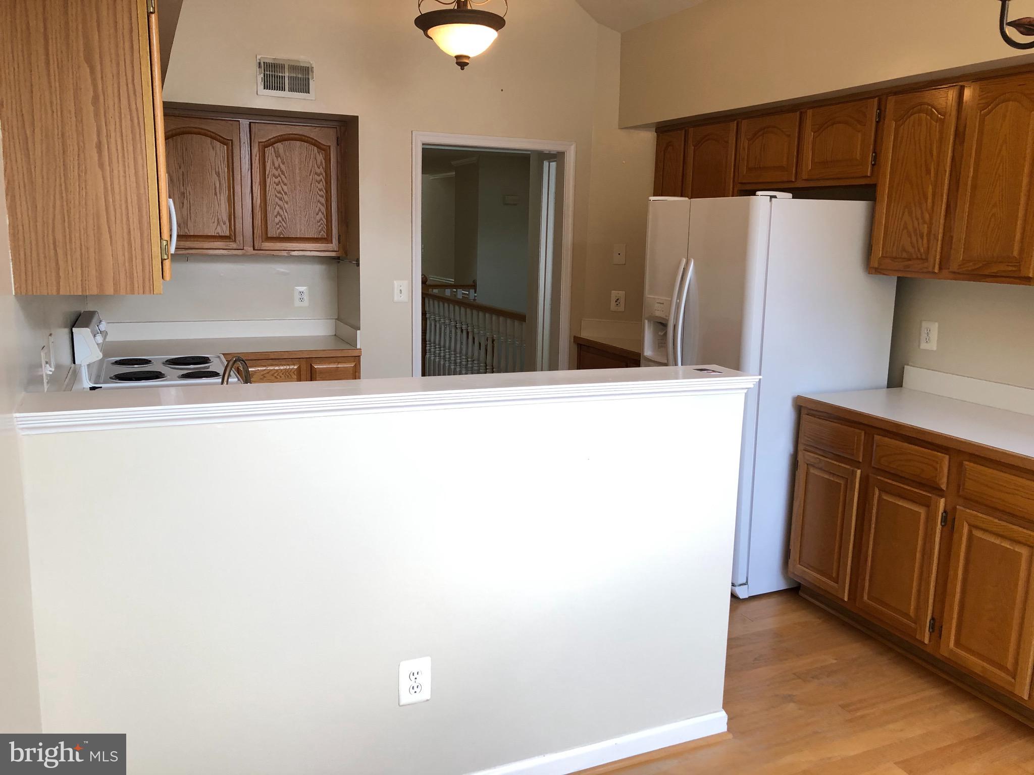 BARRINGTON POINTE - Residential Lease