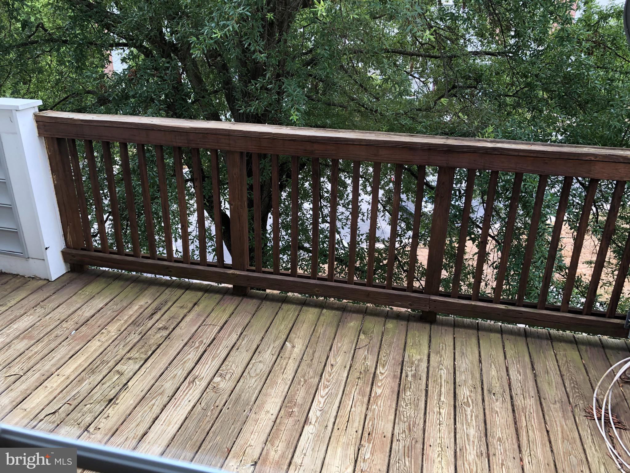 BARRINGTON POINTE - Residential Lease