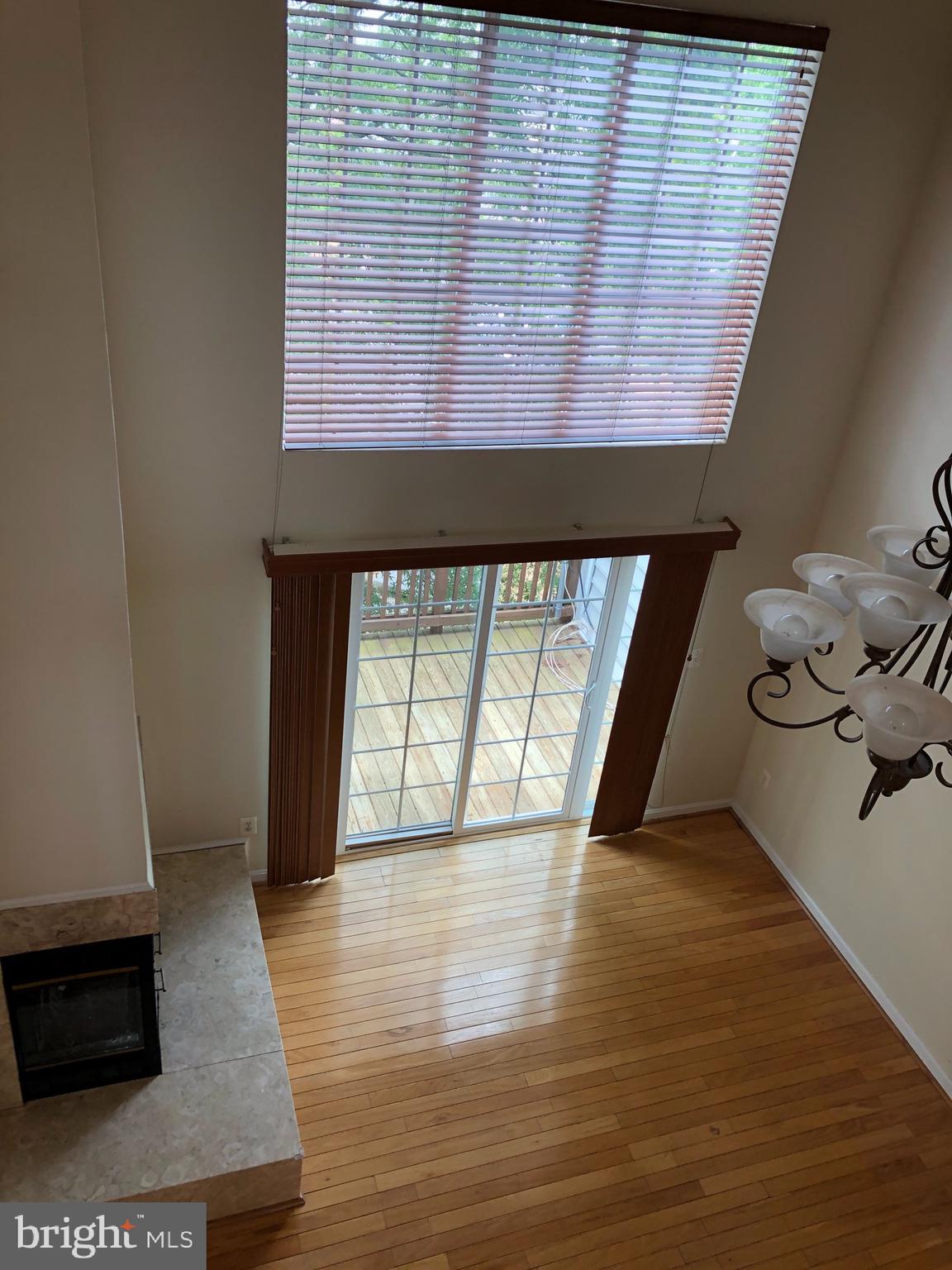 BARRINGTON POINTE - Residential Lease