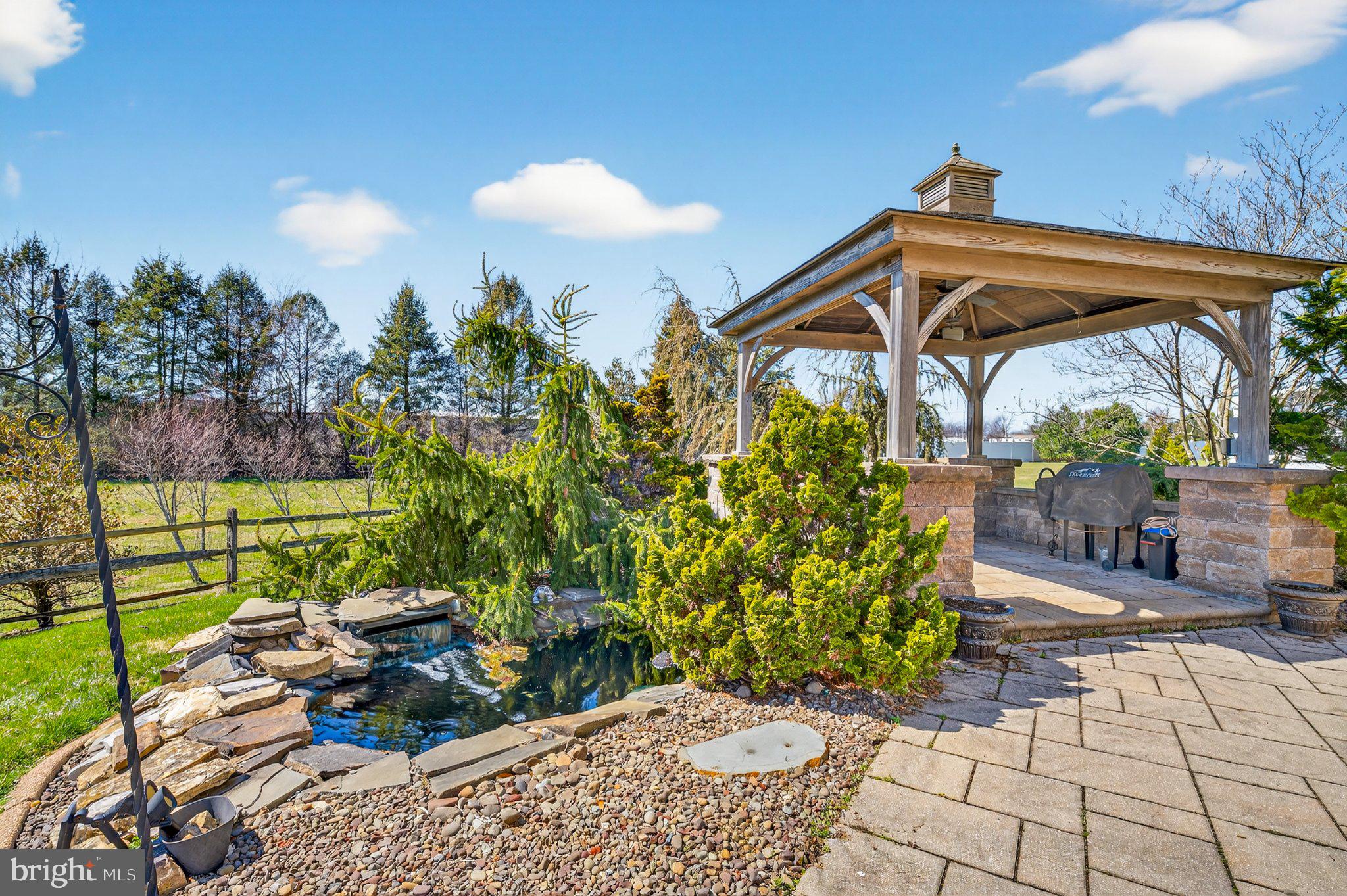 LEHIGH CROSSING - Residential