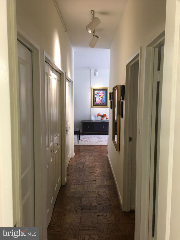 GROSVENOR PARK - Residential