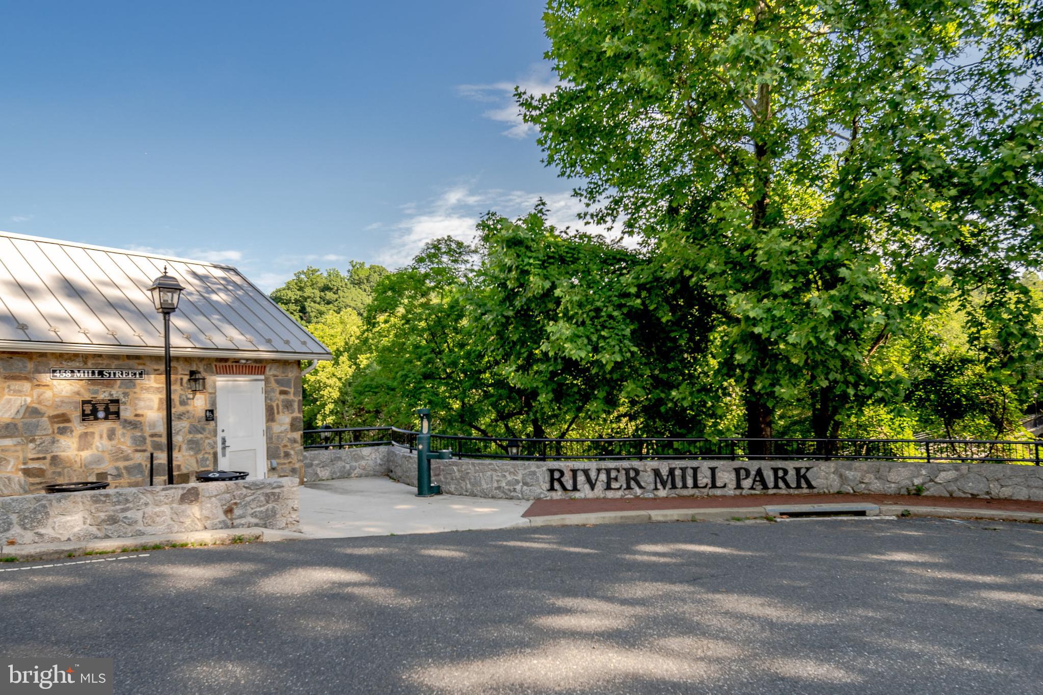 OCCOQUAN RIDGE CONDO - Residential