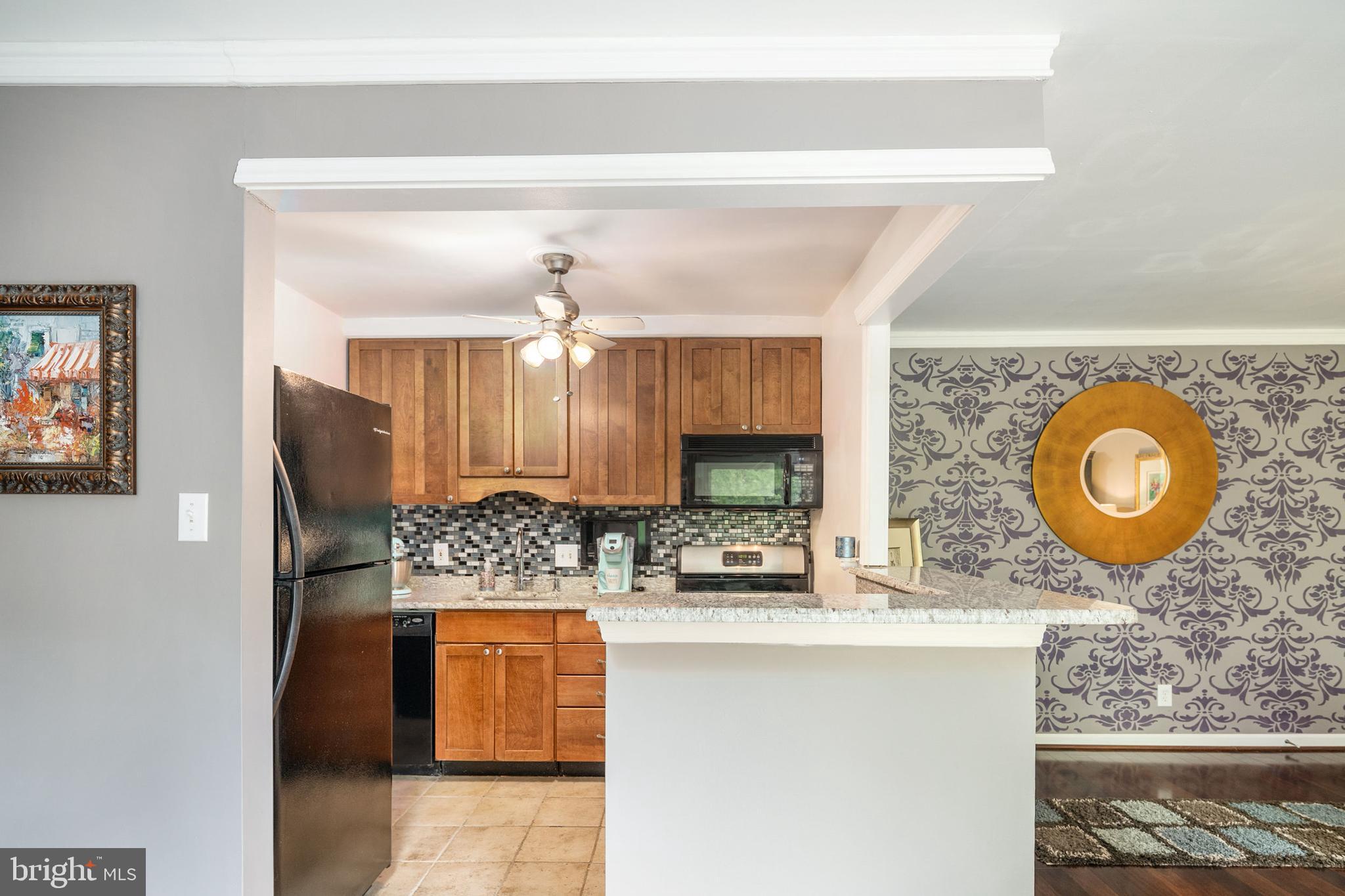 OCCOQUAN RIDGE CONDO - Residential