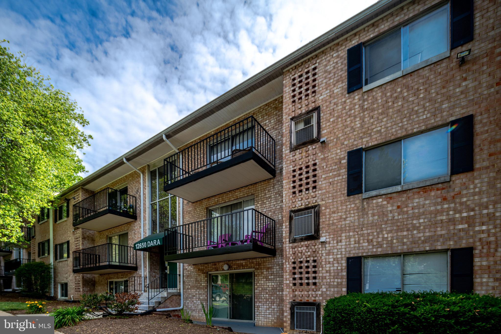 OCCOQUAN RIDGE CONDO - Residential