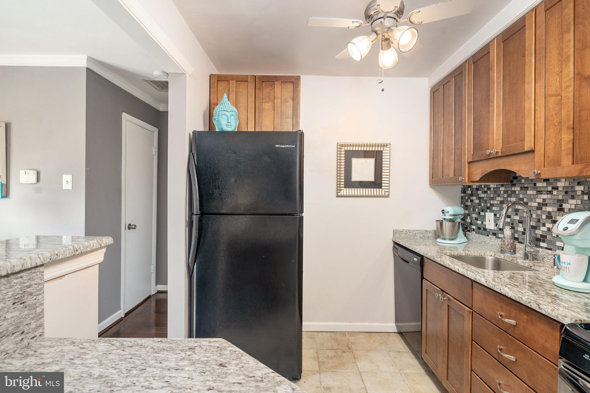 OCCOQUAN RIDGE CONDO - Residential