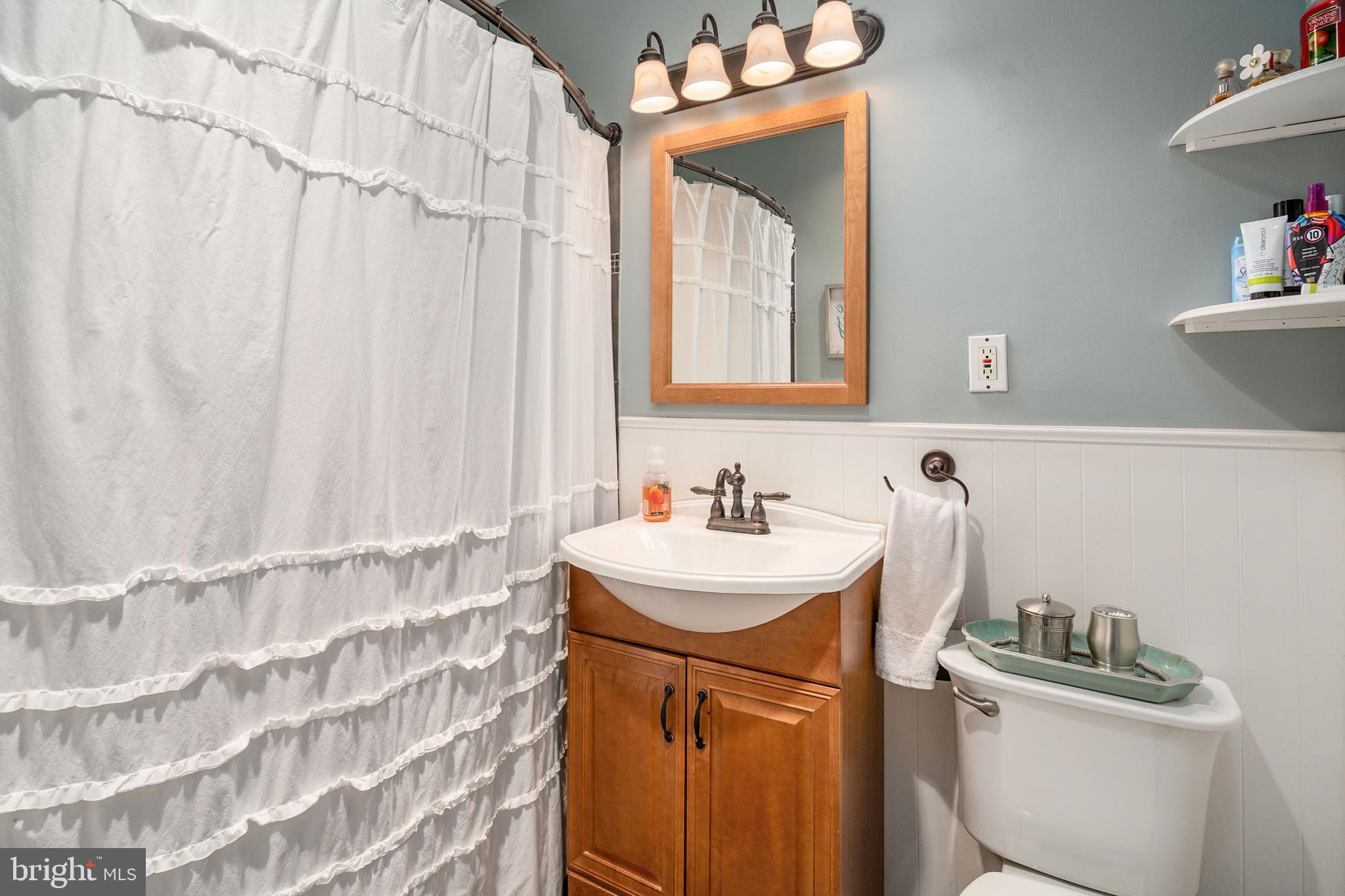 OCCOQUAN RIDGE CONDO - Residential