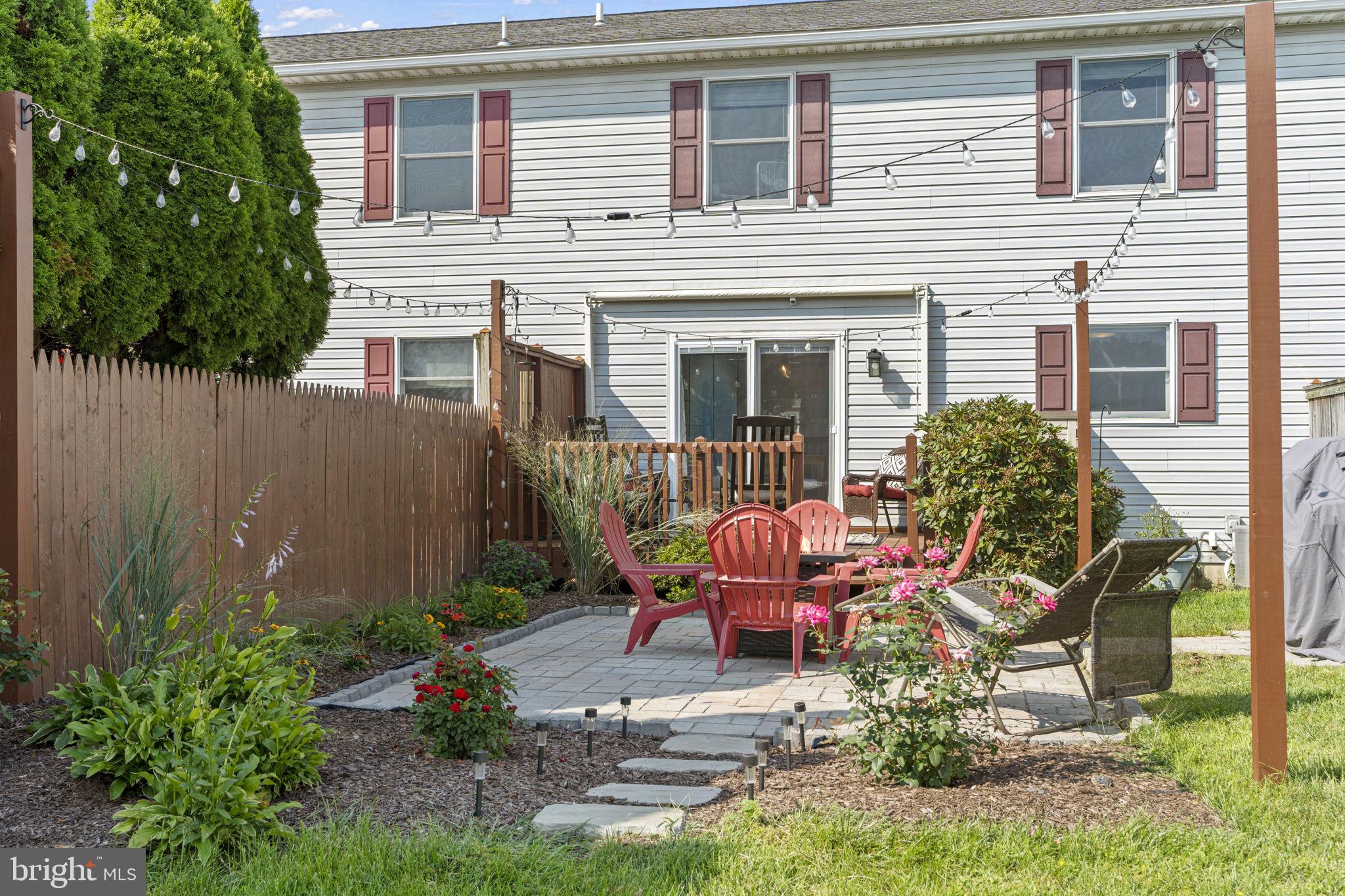 HICKORY HILLS - Residential