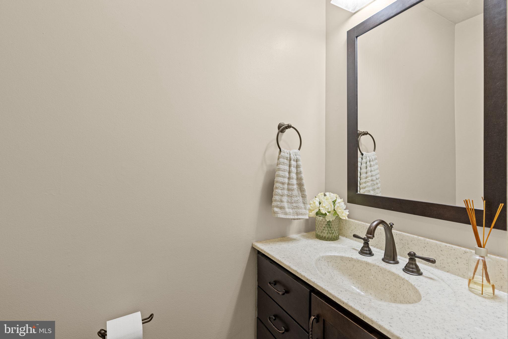 HICKORY HILLS - Residential