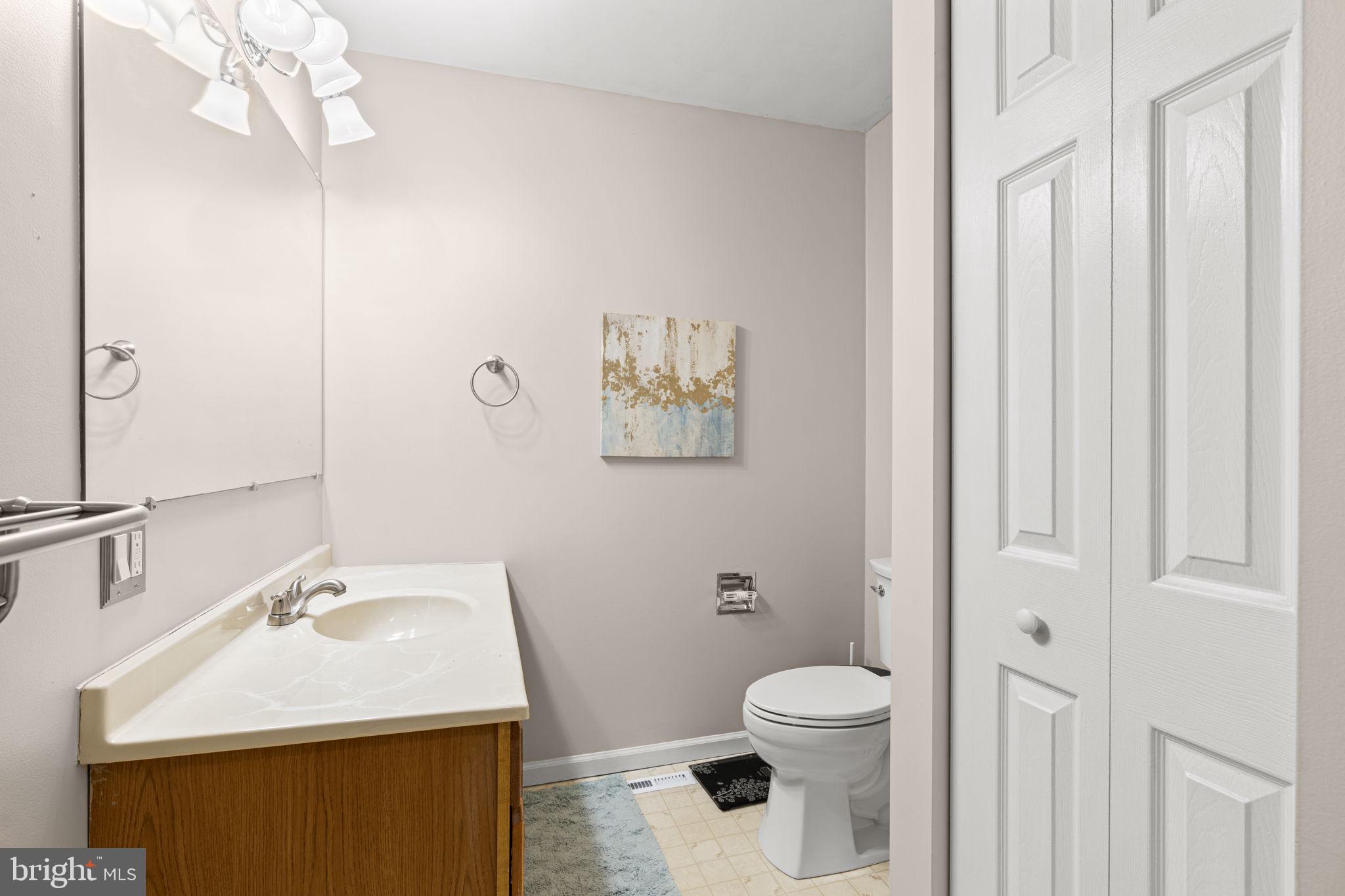 HICKORY HILLS - Residential