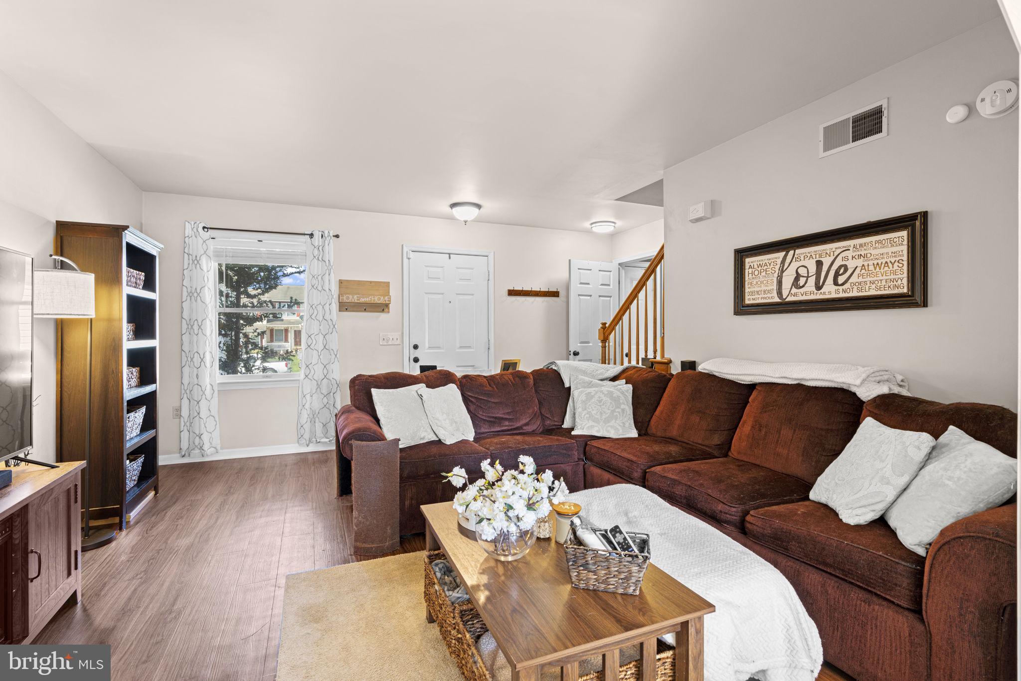 HICKORY HILLS - Residential