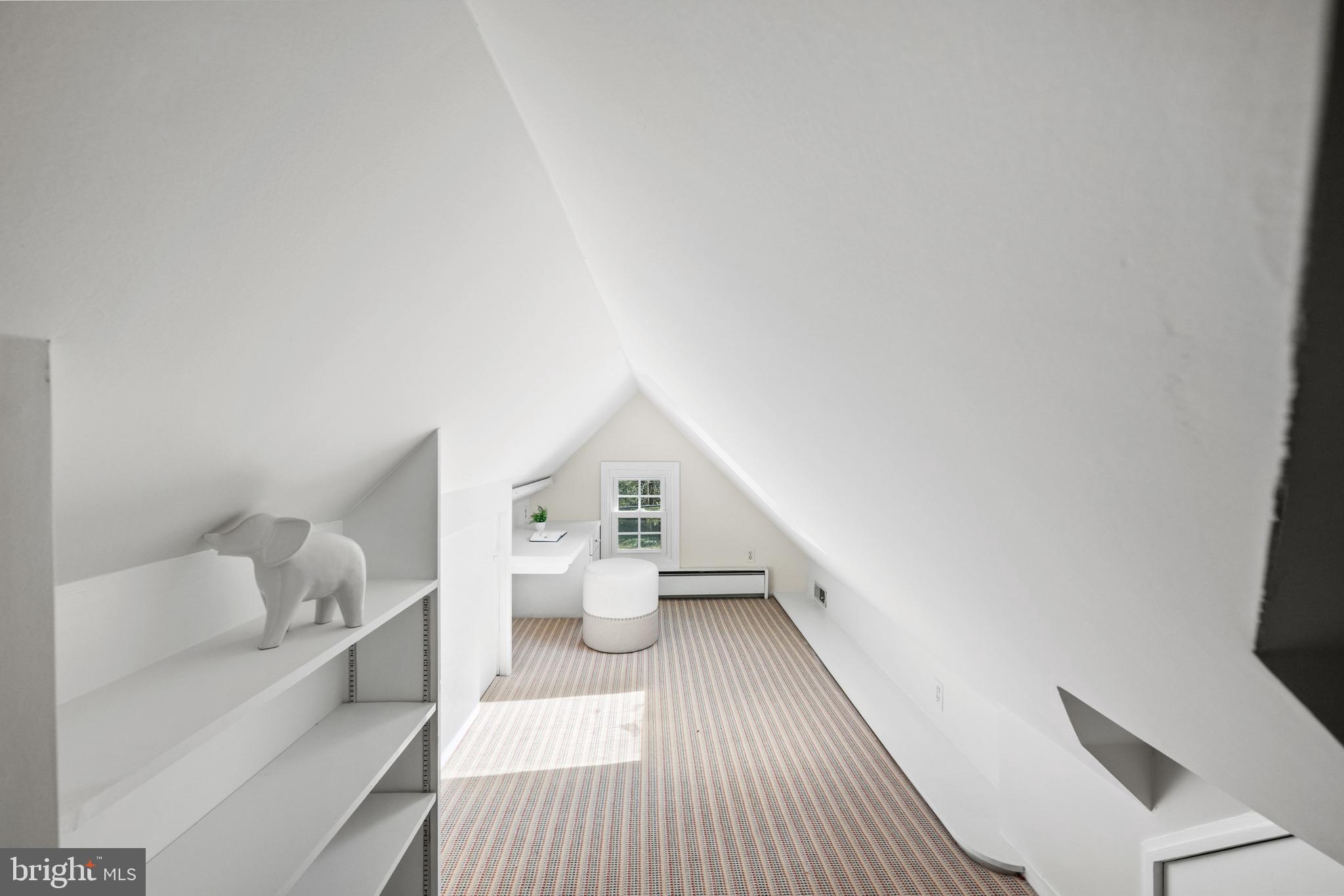 RIDGEWOOD VILLAGE - Residential