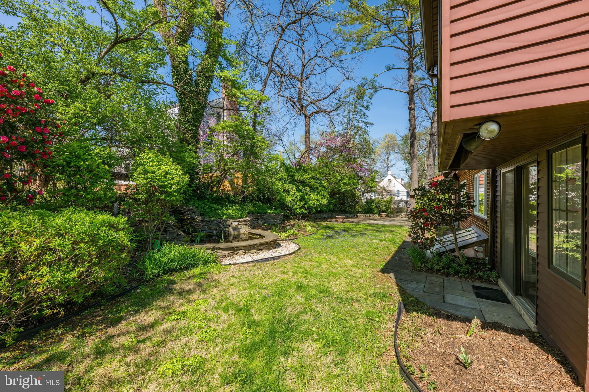 RIDGEWOOD VILLAGE - Residential