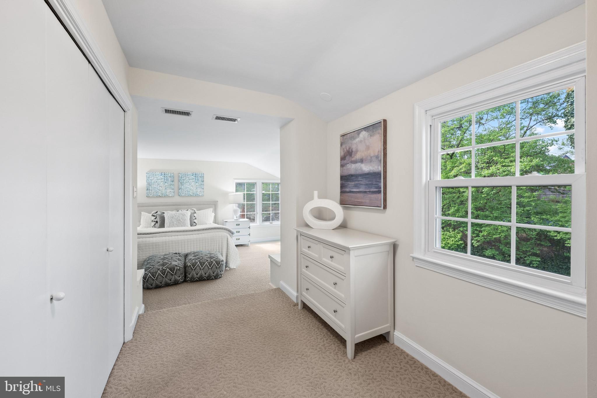 RIDGEWOOD VILLAGE - Residential