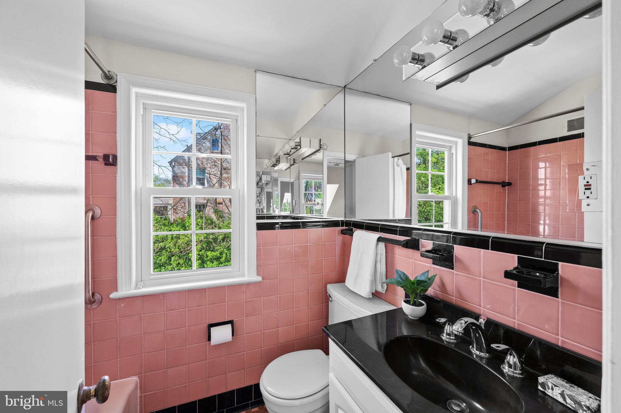 RIDGEWOOD VILLAGE - Residential