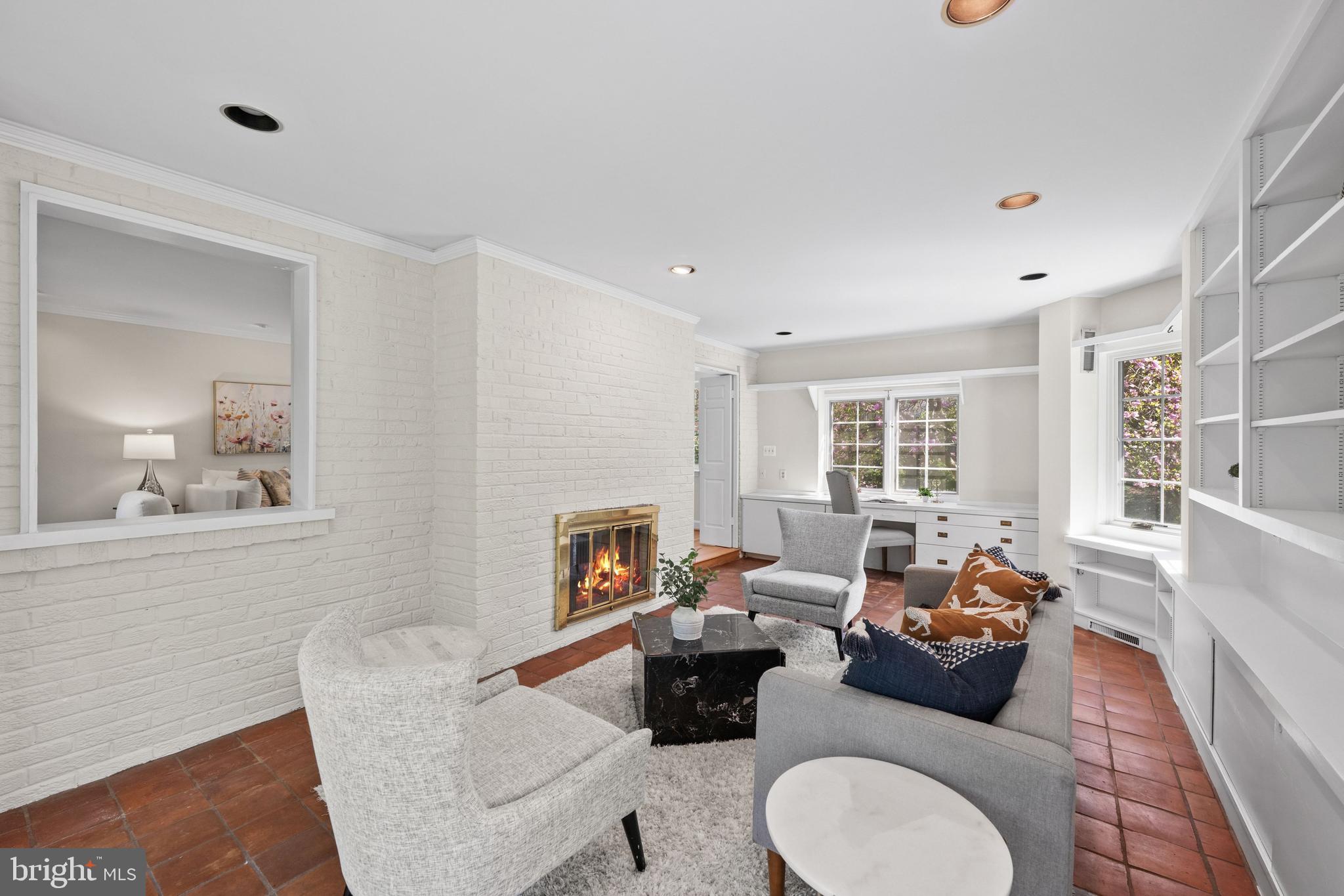 RIDGEWOOD VILLAGE - Residential