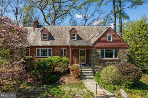 Photo of 7510 Wyndale Road, CHEVY CHASE, MD 20815 (MLS # MDMC2226160)