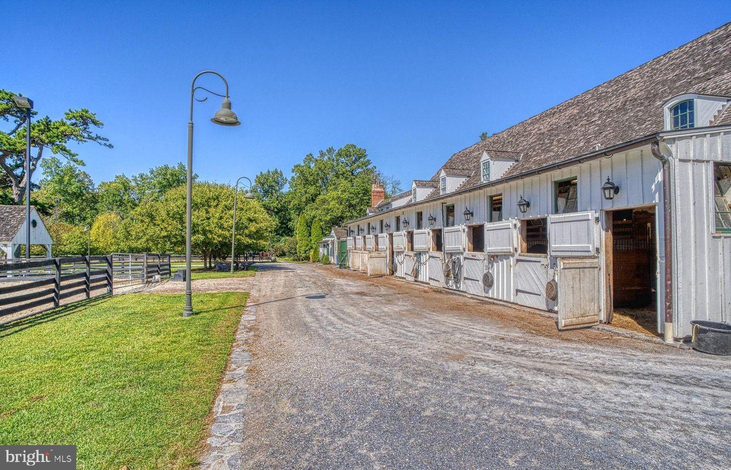 RIDGEWOOD VILLAGE - Residential