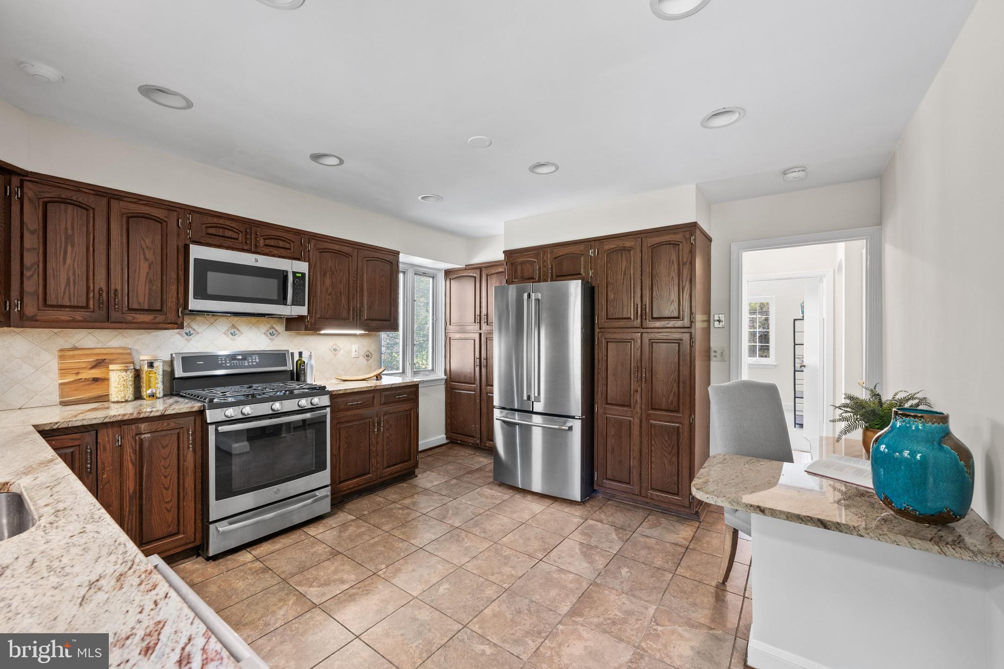 RIDGEWOOD VILLAGE - Residential