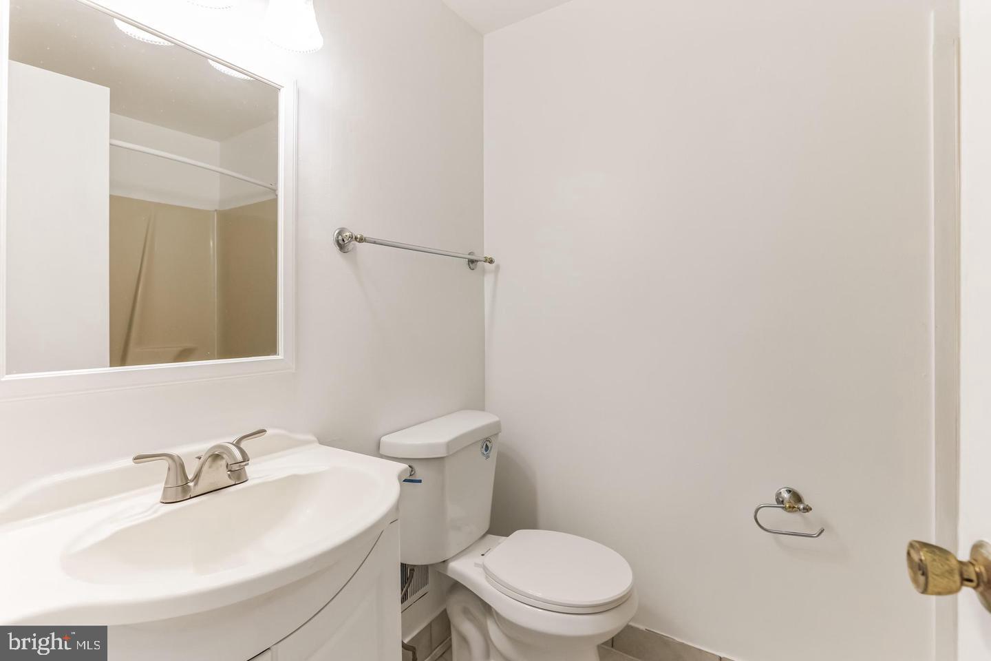 BROOKLEIGH - Residential Lease