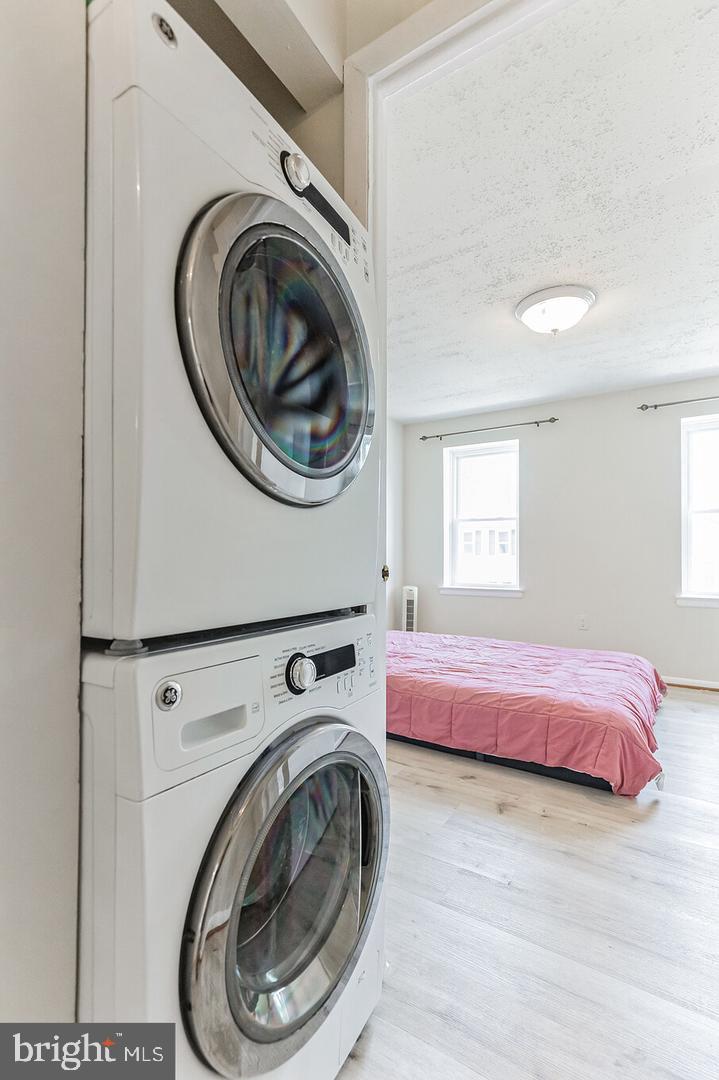 BROOKLEIGH - Residential Lease