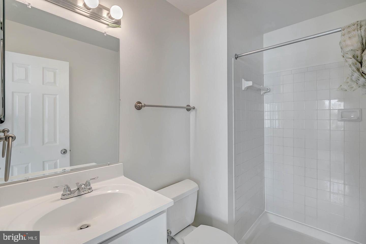 CALVERTON - Residential