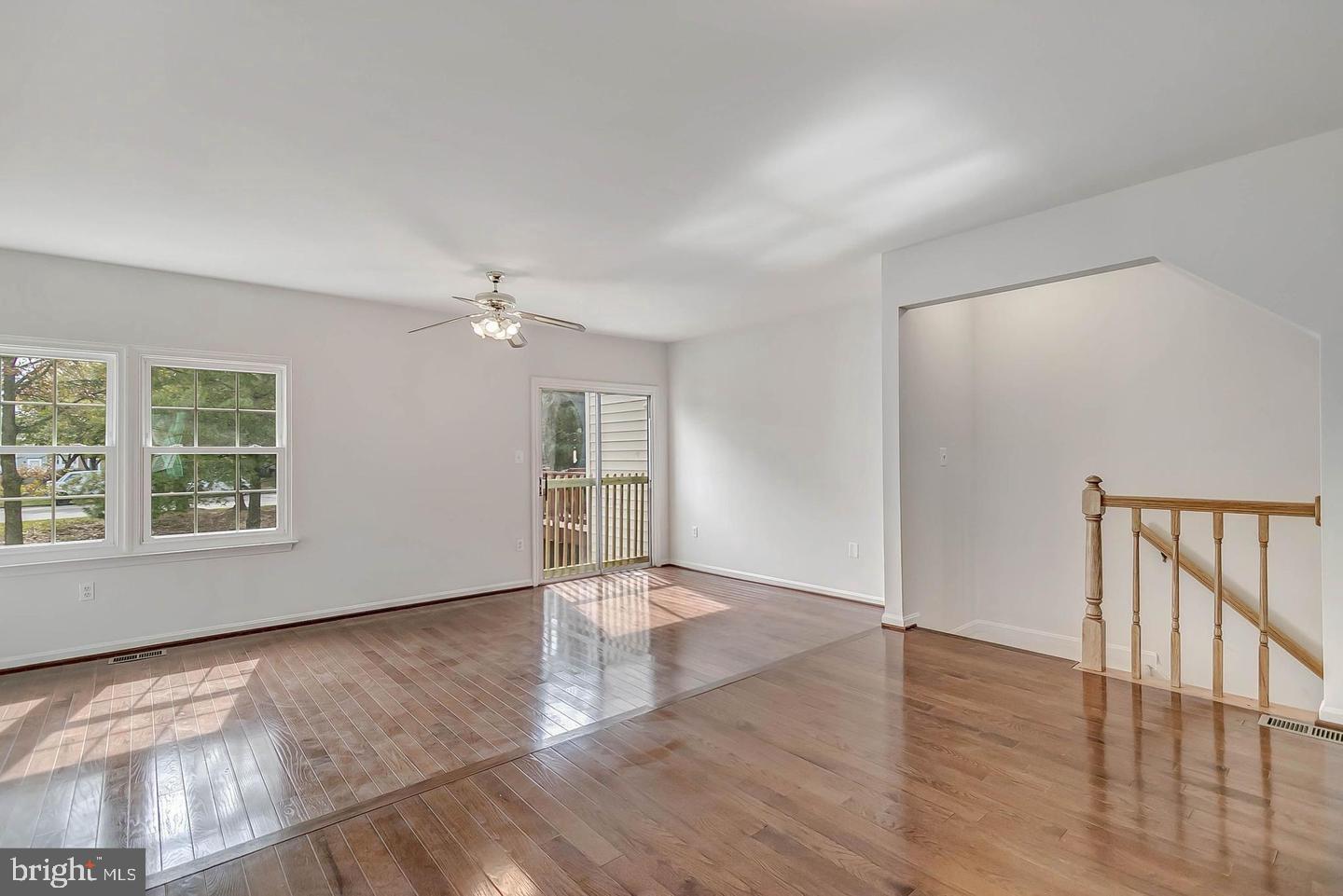 CALVERTON - Residential