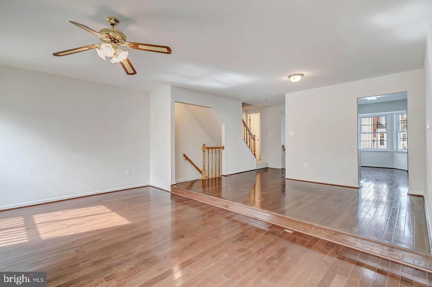 CALVERTON - Residential